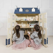 Le Toy Van Palace Doll House Le Toy Van